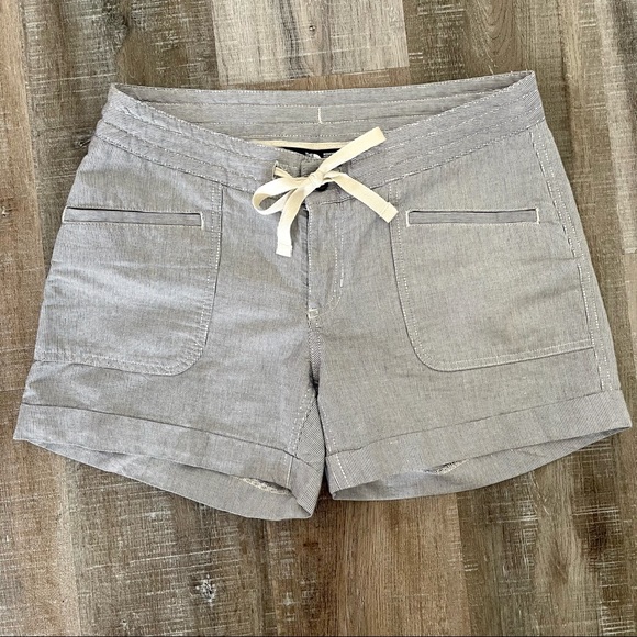 The North Face Pants - North Face shorts